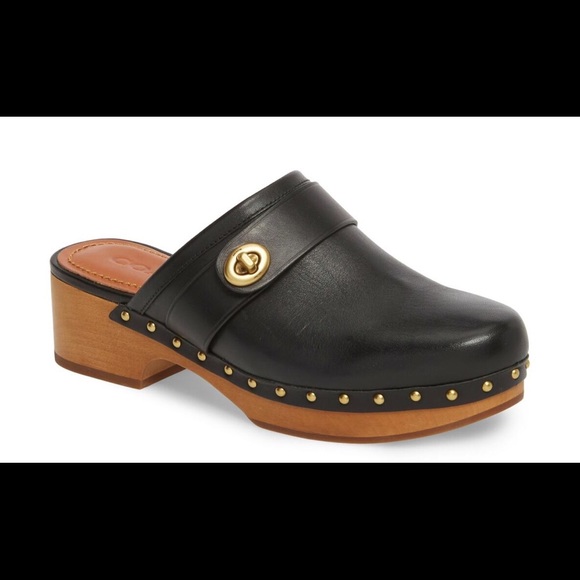 coach turnlock clogs